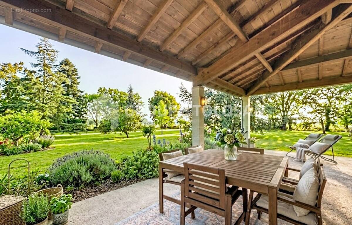 Maison à SAINT-SULPICE