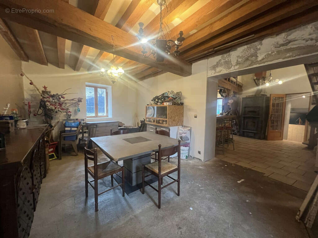 SOUGÈRES-EN-PUISAYE (89520) - Maison 7 pièces 214,99 m2 - 2021 m2 de terrain - photo 8
