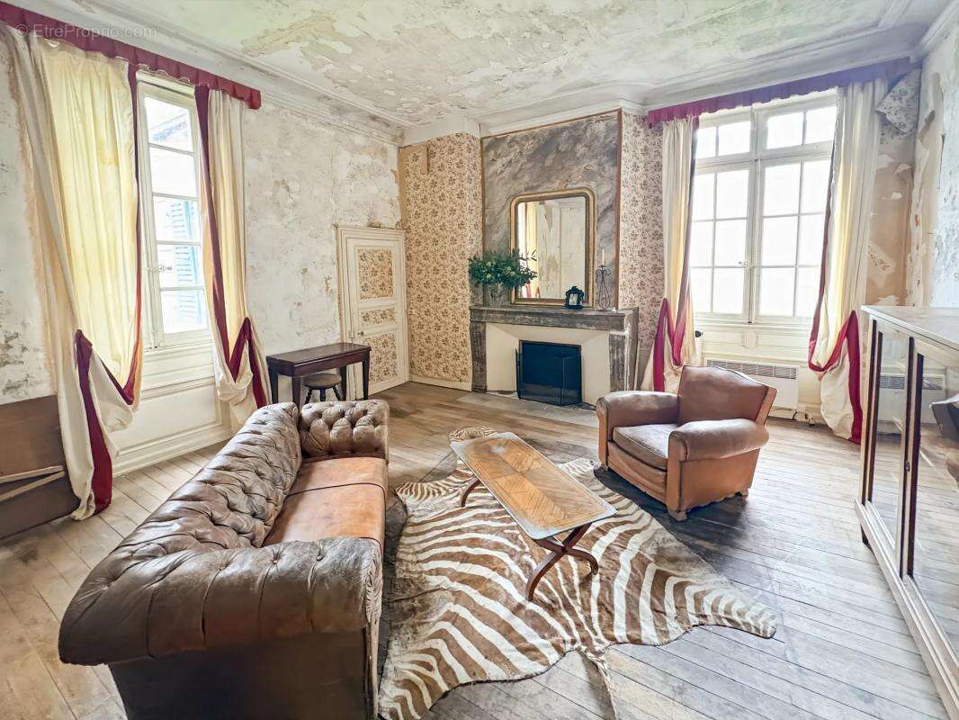 Maison à CHATILLON-SUR-INDRE