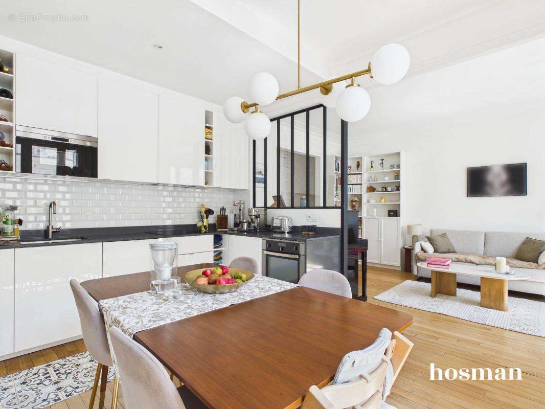 Appartement à NEUILLY-SUR-SEINE