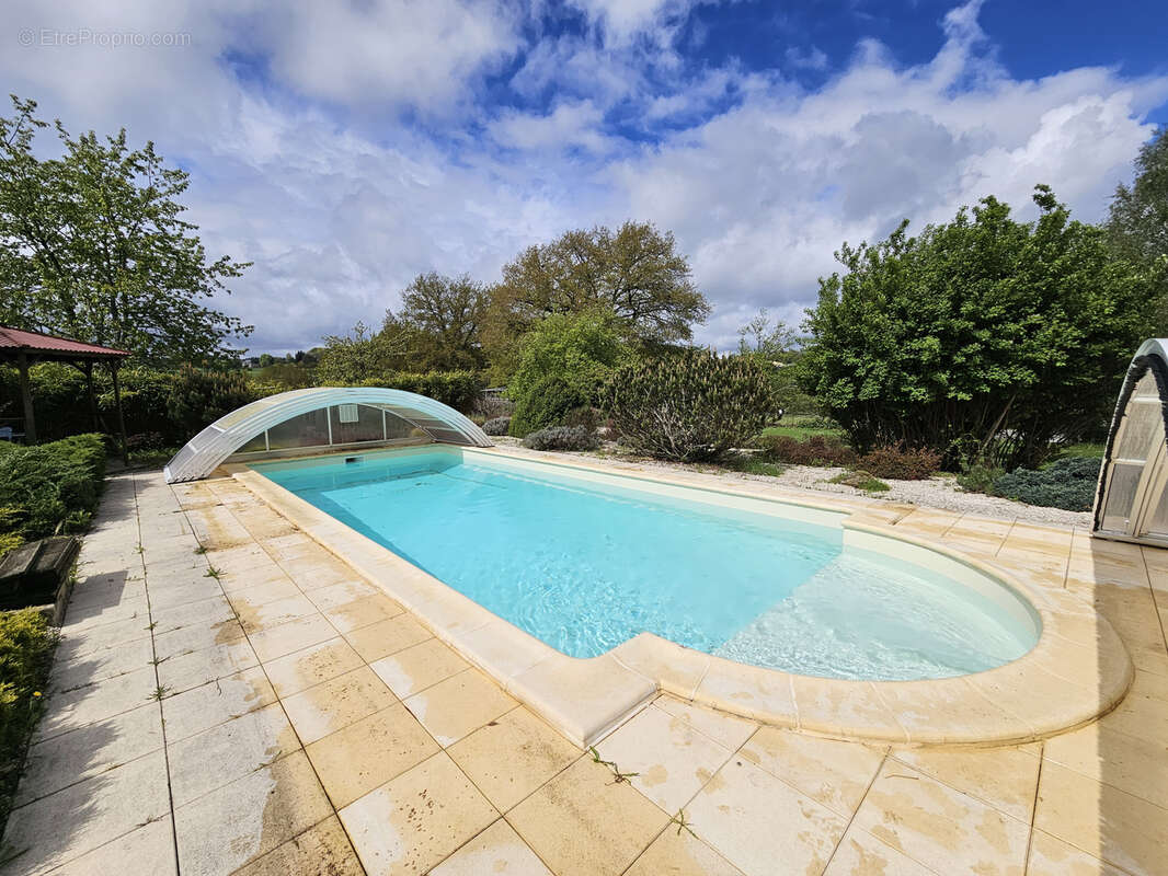 Maison à BOURGANEUF