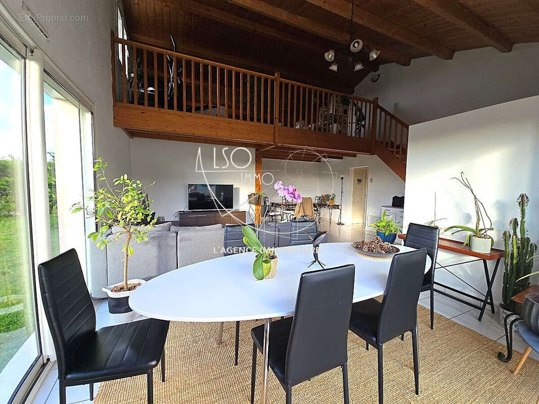 Maison à SAINT-MATHURIN