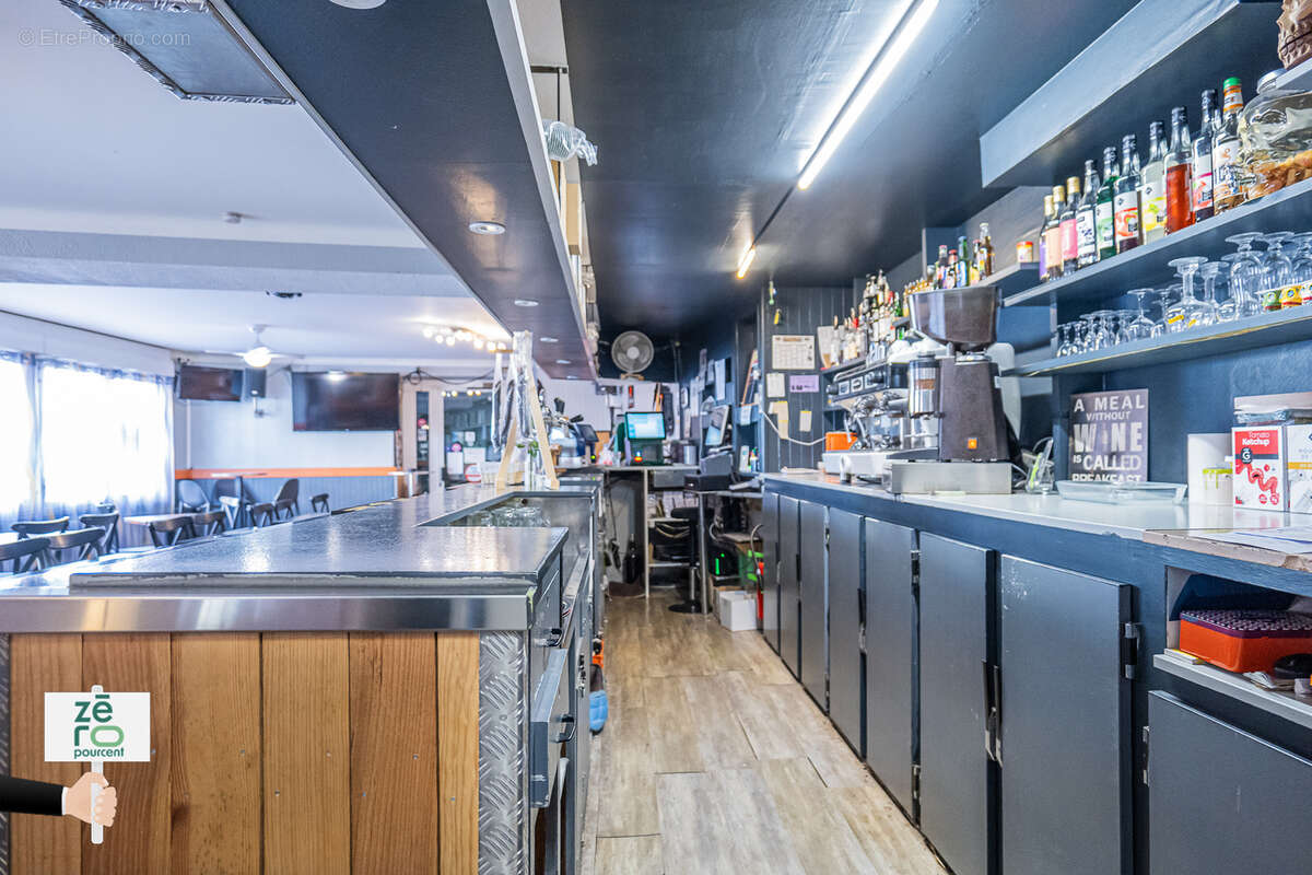 Commerce à LA FERRIERE