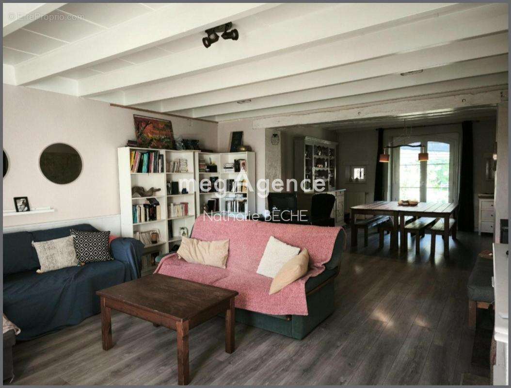 Maison à SAINT-CIERS-SUR-GIRONDE