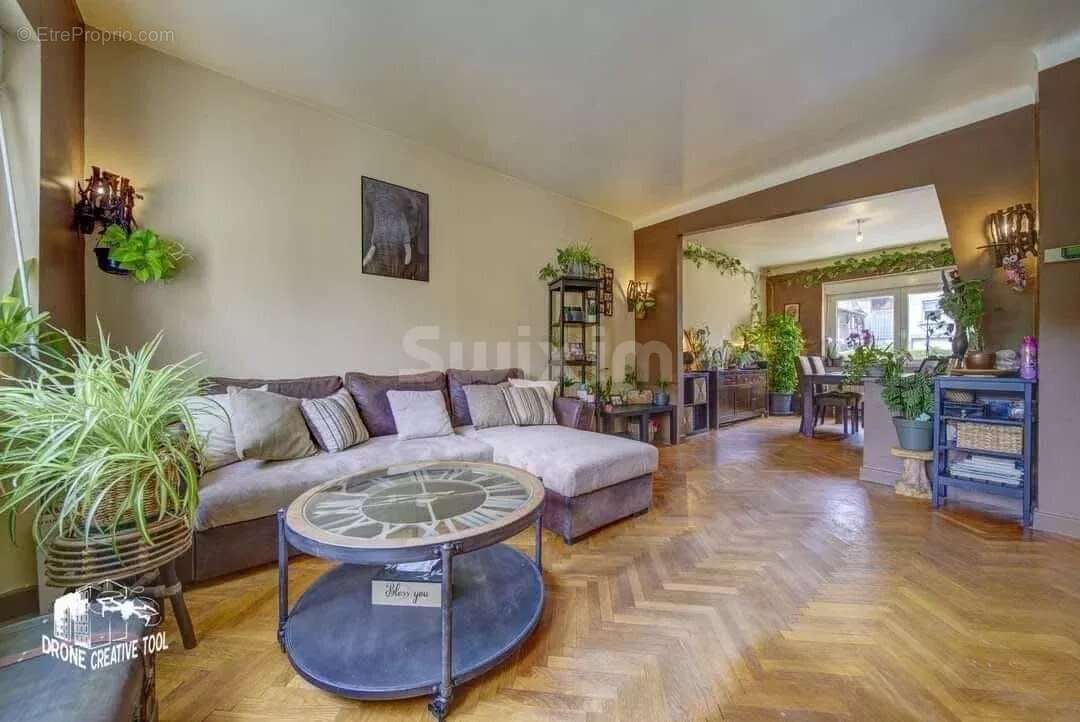 Maison à MARANGE-SILVANGE