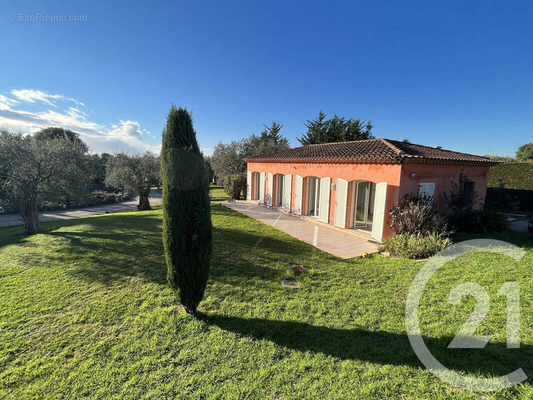 Maison à BIOT