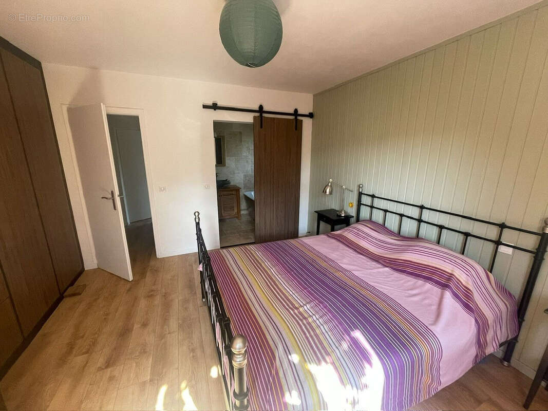 Maison 160 m² à Rontignon  - photo 8