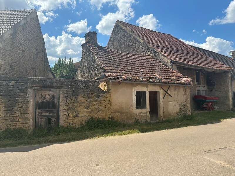 Maison à POUILLY-EN-AUXOIS
