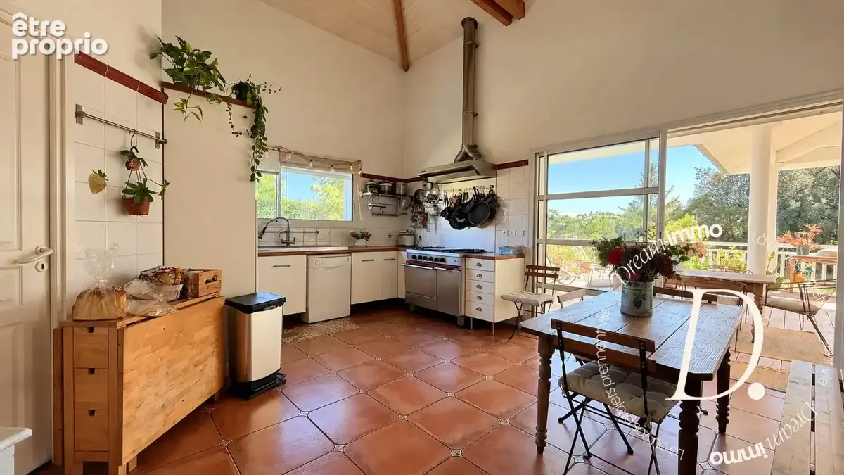 Maison 7 pièces 238 m² à vendre à Saint-Vincent-De-Paul (40990) - photo 8