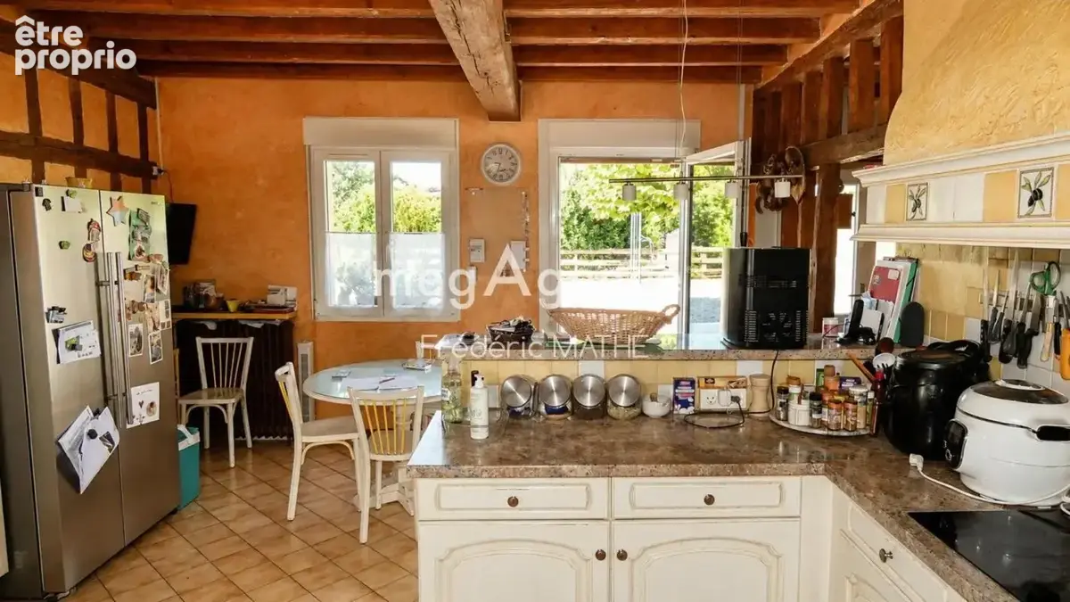 Maison de pays 123 m² – Dépendances – 7 263 m² de terrain - photo 3