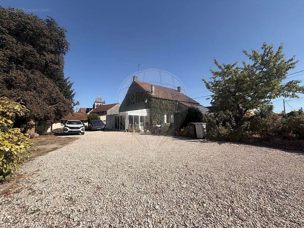Maison 5 chambre(s) à vendre - photo 2