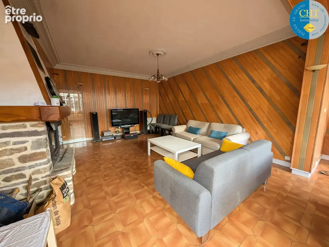 Immeuble mixte en hyper-centre de guer avec cht immobilier - photo 9