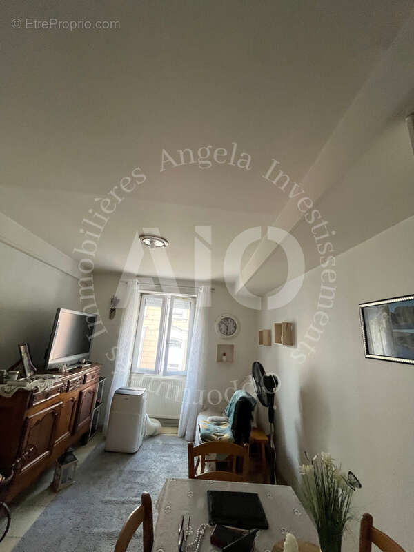Appartement T3 au 2eme étage avec balcon - Pontcharra  (69490 Vindry-sur-Turdine) - photo 5