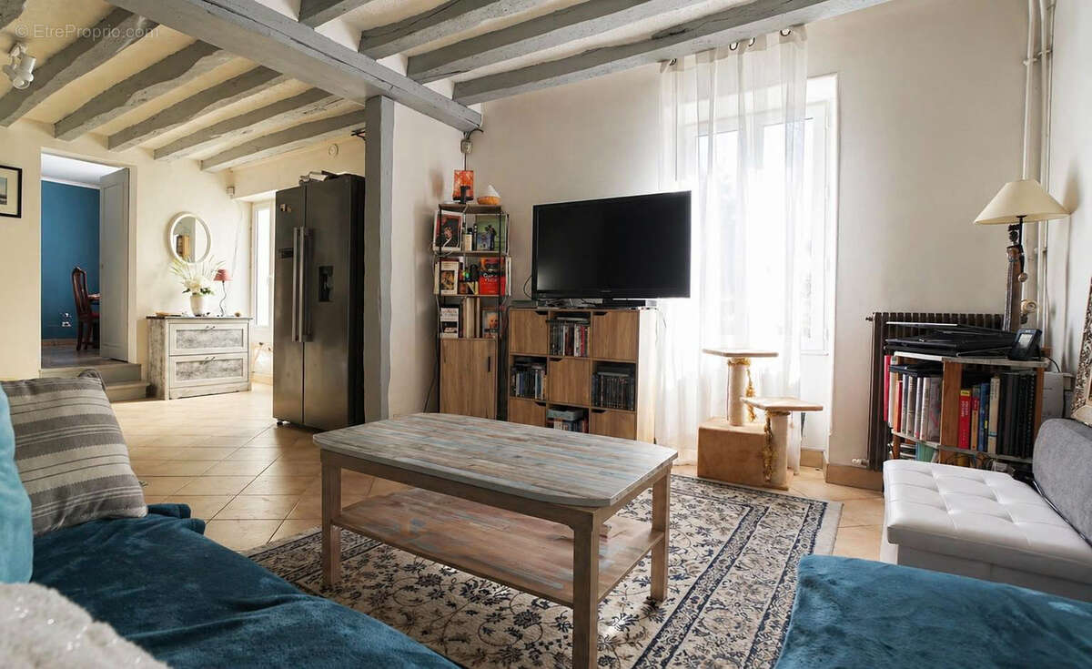 Maison à MEZIERES-SUR-SEINE
