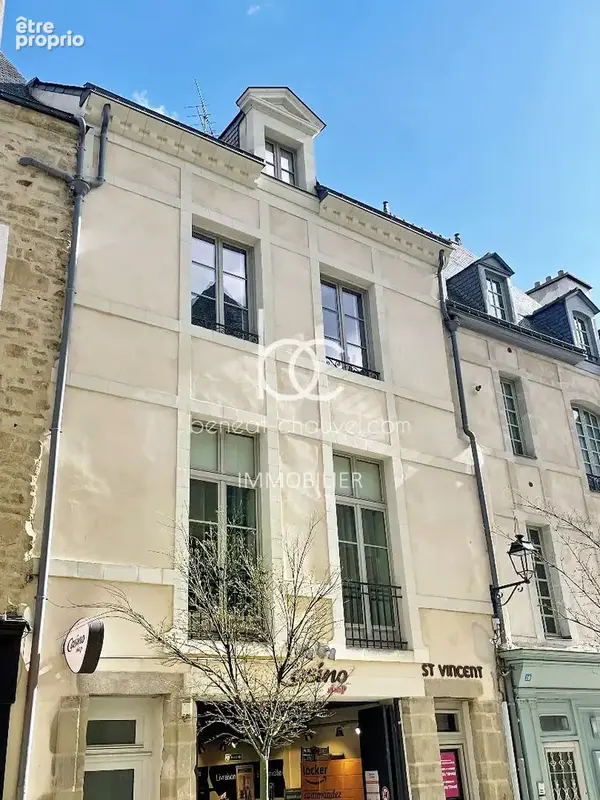 Vannes Centre Historique - Superbe T3 de 74m² à deux pas du Port - photo 12
