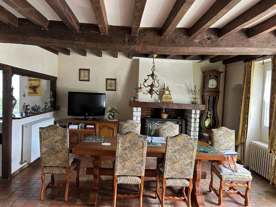 Charmante maison en pierre dans un endroit tranquille - photo 4