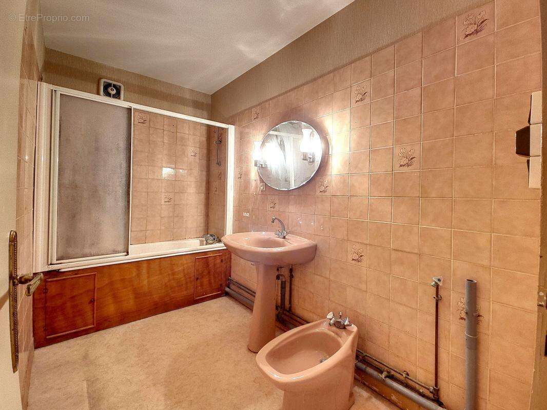 Appartement à CHENOVE