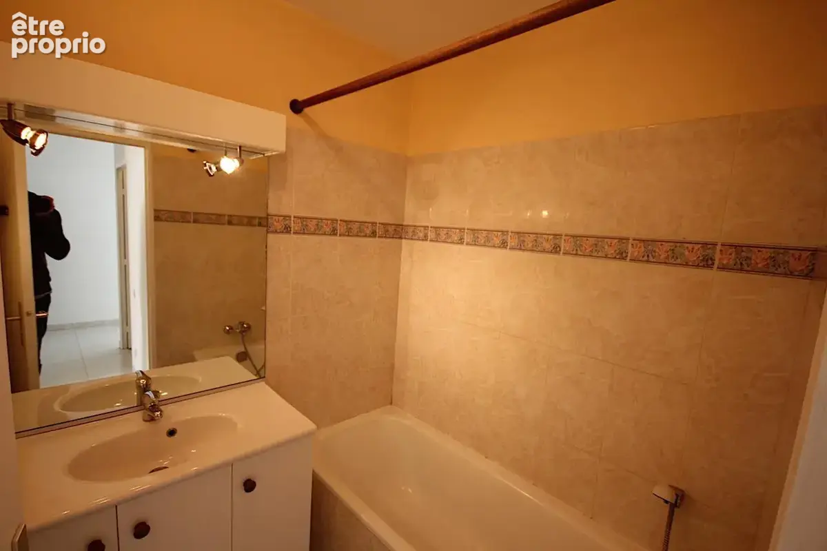 Appartement 2 pieces de 52 m2 mandelieu centre - photo 8