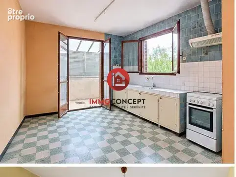 Maison 6 pièces 137 m² à vendre à Roquemaure (30150) - photo 4