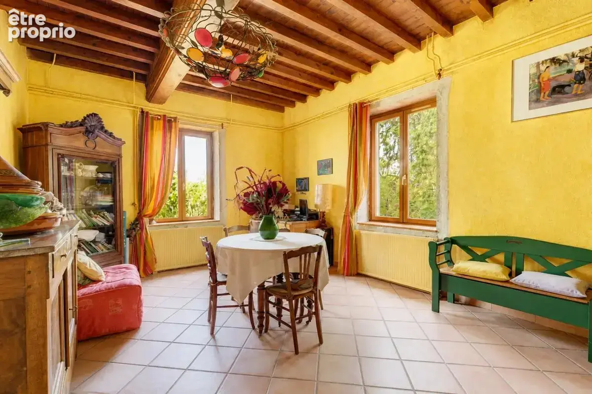 Maison de 10 pièces de 210 m² à Chaponost - photo 6