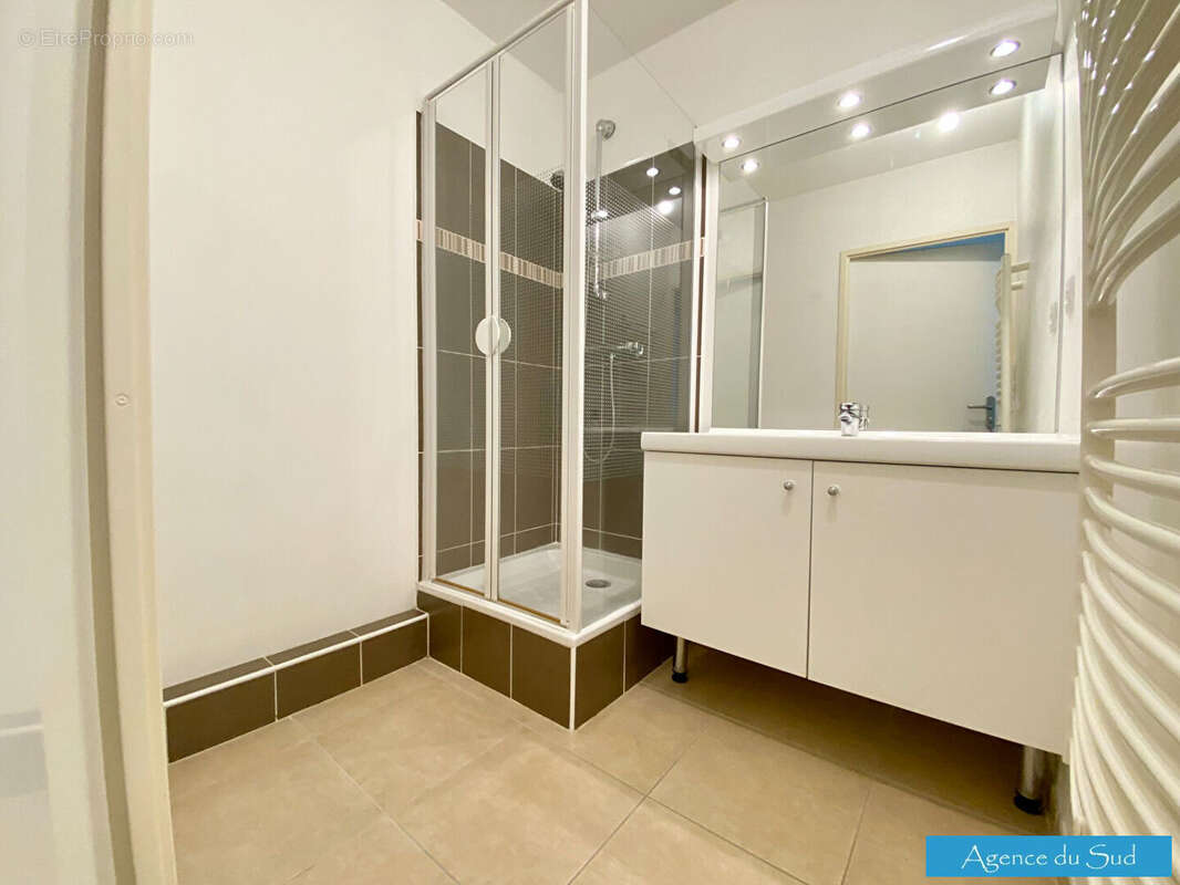 Appartement à MARSEILLE-14E