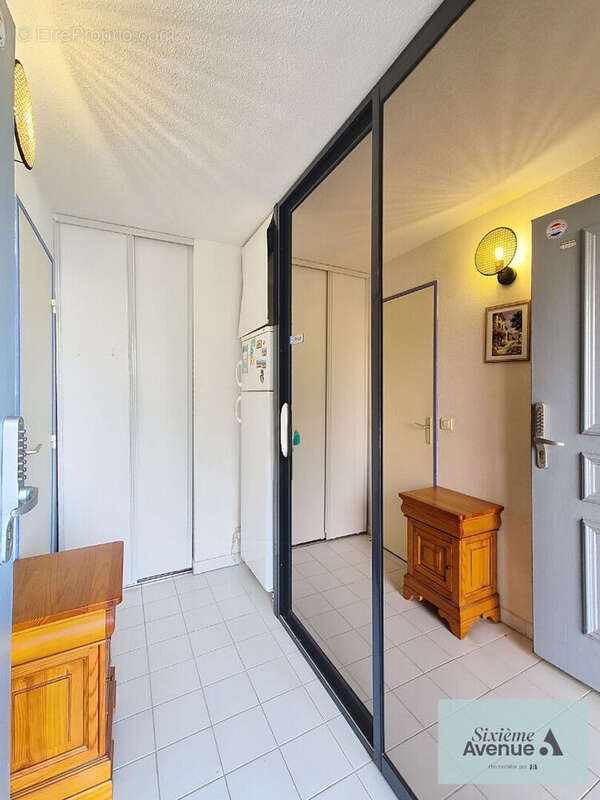 Appartement à SIX-FOURS-LES-PLAGES