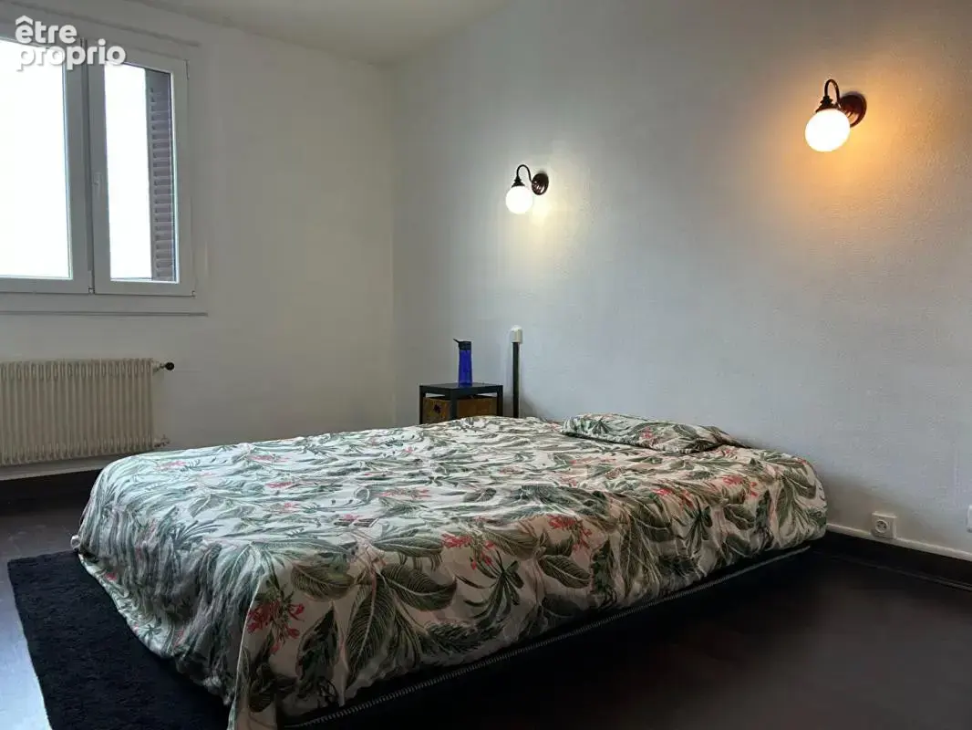 ROANNE Appartement 4 pièces avec balcons et cave - photo 6