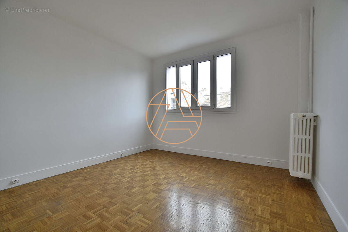 Appartement à SAINT-MAUR-DES-FOSSES