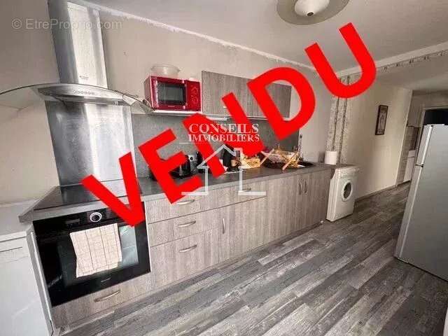 Maison à VILLENEUVE-SUR-YONNE