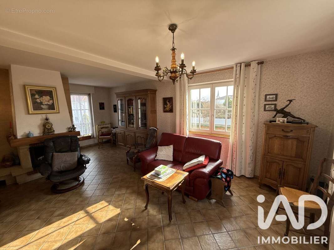 Maison 119 m² à Malroy  - photo 4
