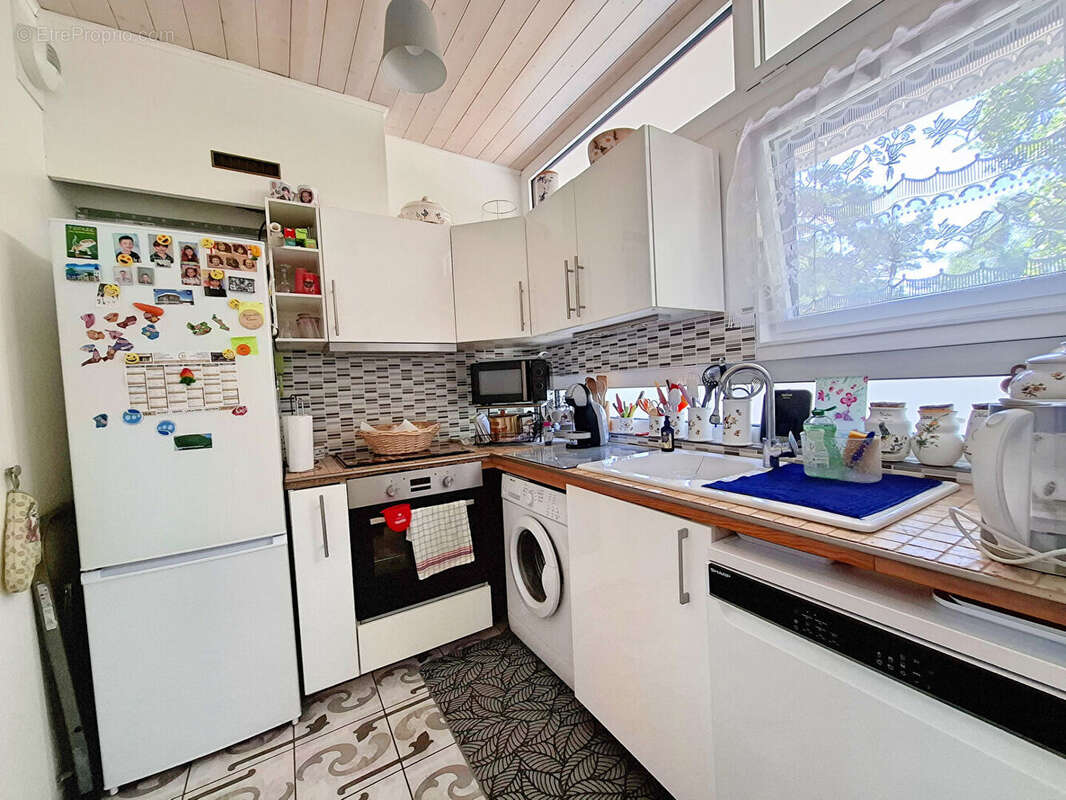 Appartement Le Coudray Montceaux 2 pièces 54.65 m2 - photo 5