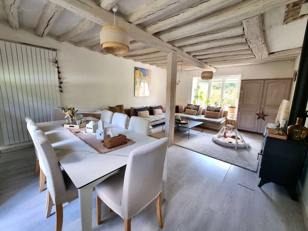 Maison à LE MEE-SUR-SEINE