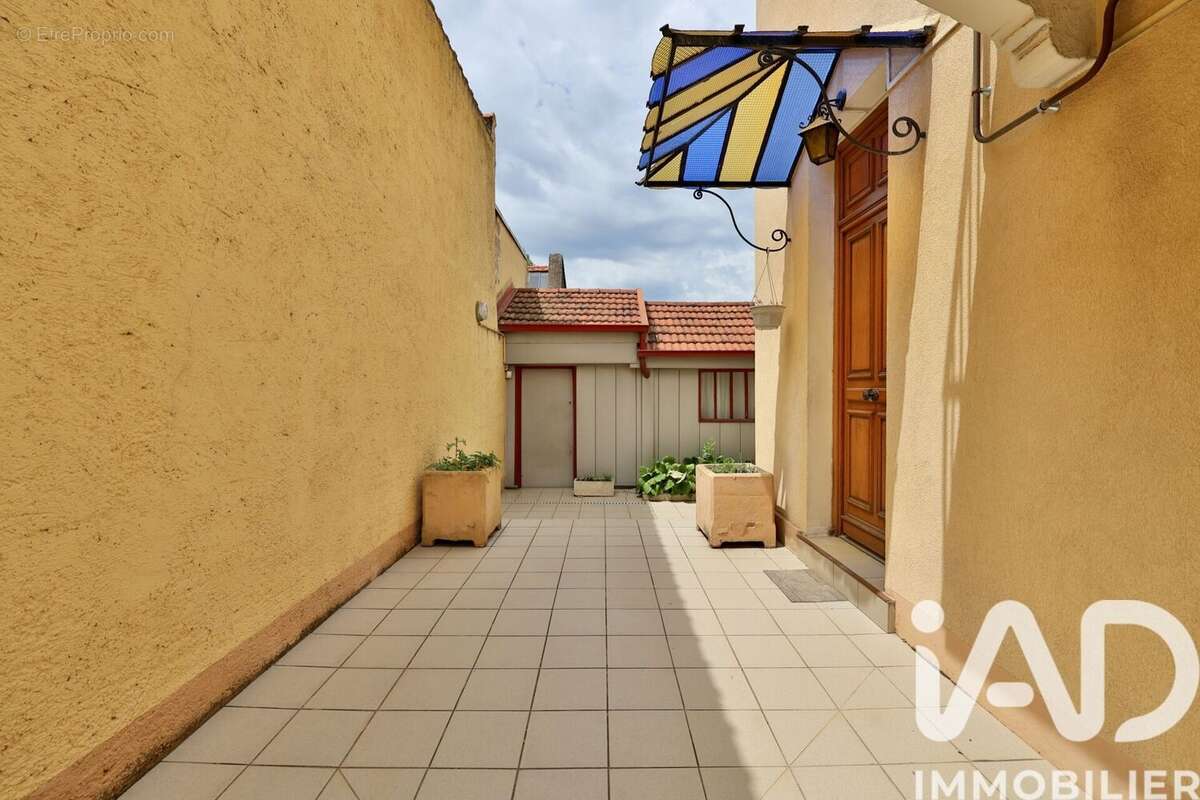 Photo 4 - Maison à VILLEURBANNE