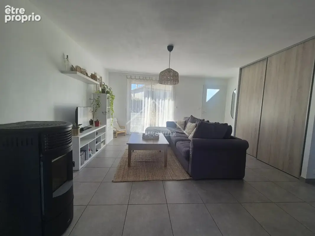 Maison neuve, trois chambres et jardin - photo 4