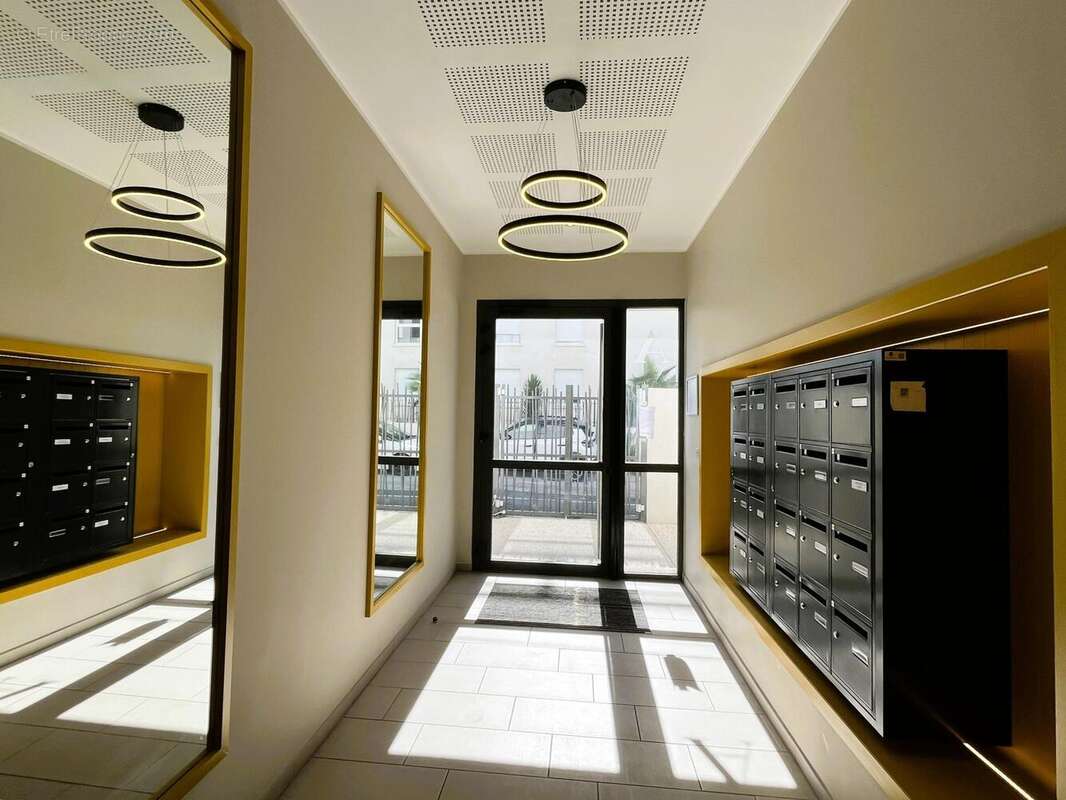 Photo 3 - Appartement à NIMES