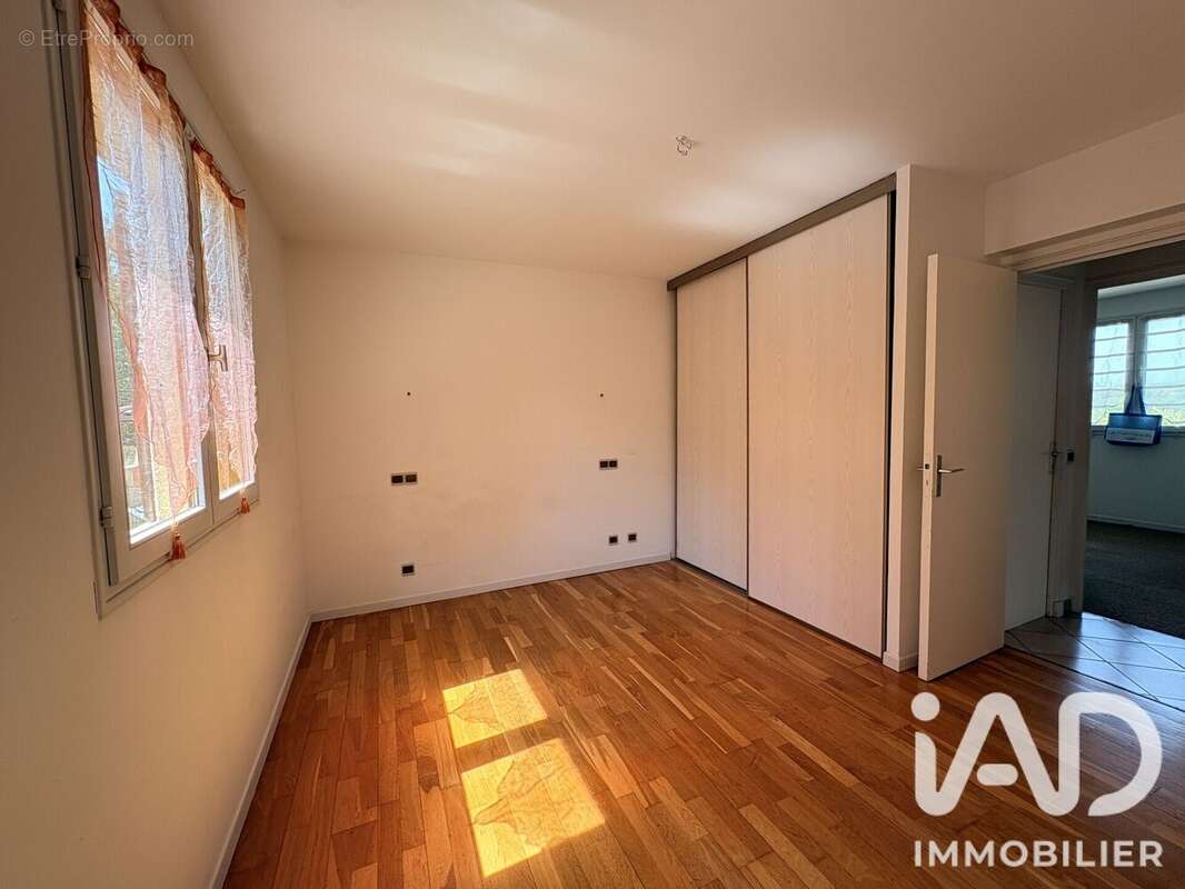 Maison 82 m² à Saint-Cere  - photo 9