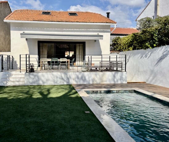 Maison à MARSEILLE-9E