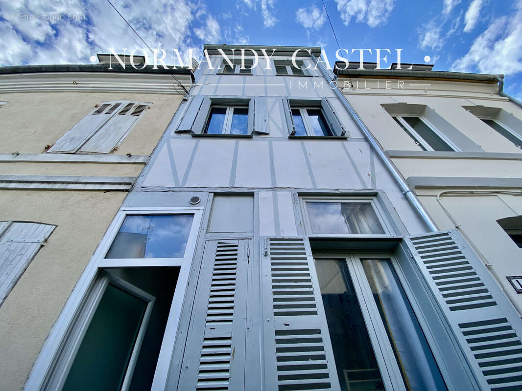 Maison à TROUVILLE-SUR-MER