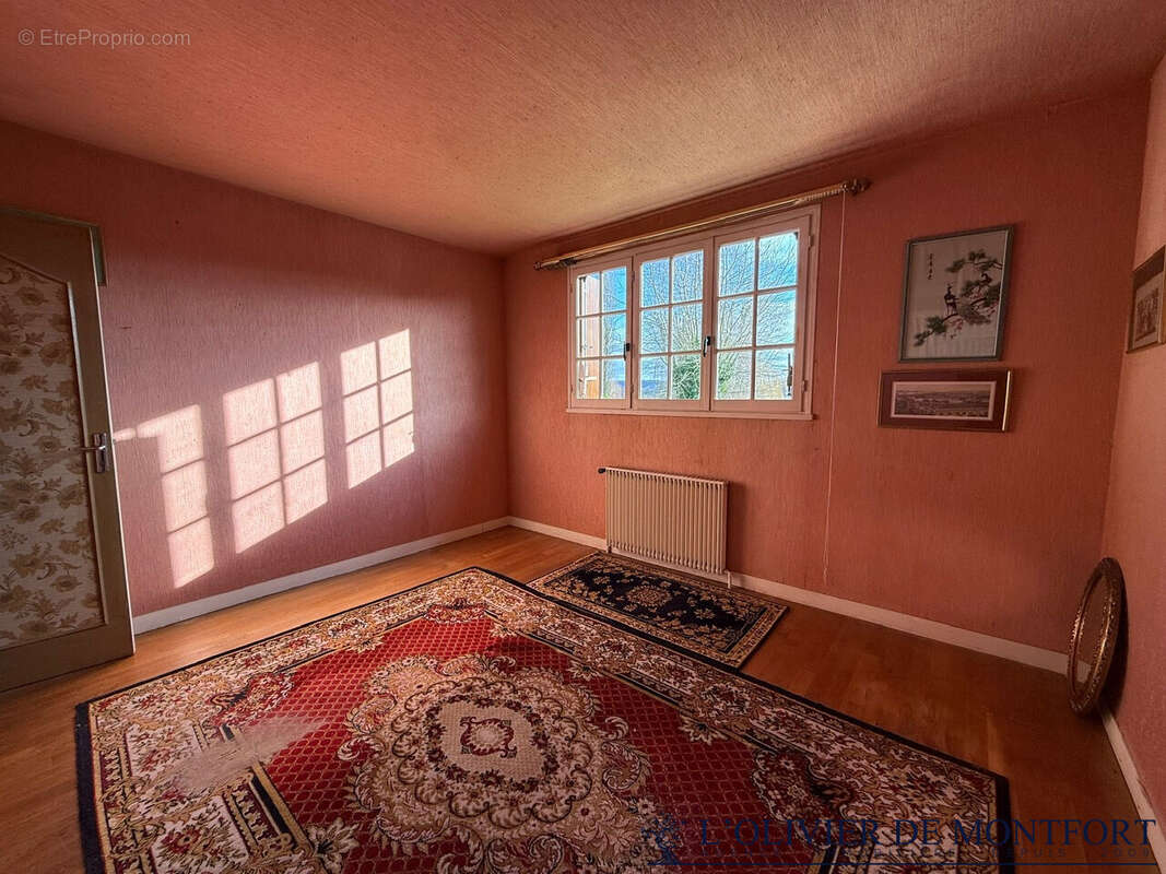 Maison à MONTFORT-L'AMAURY