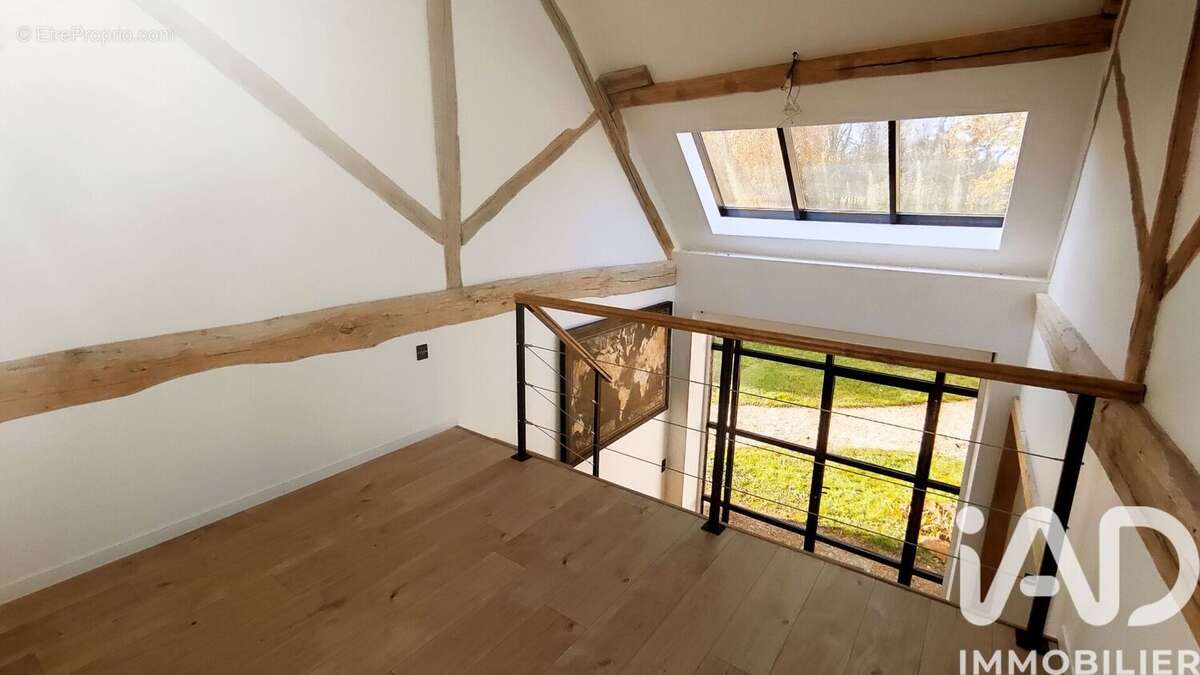 Photo 8 - Maison à VILLECHETIVE