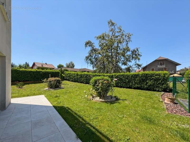 Appartement à REIGNIER