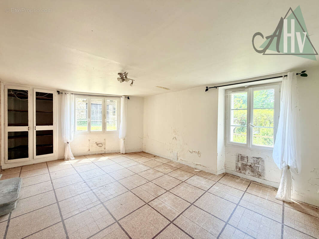 Maison à rénover - 95 m2 - Chalautre-la-Petite - photo 10