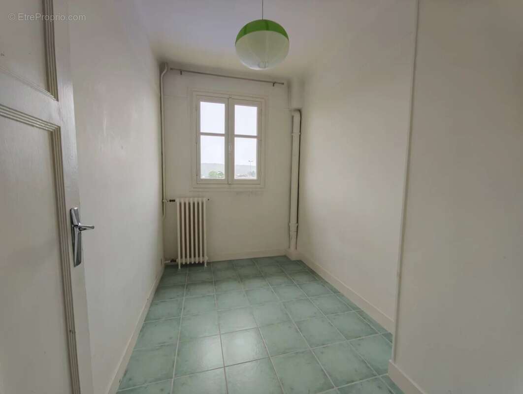 Appartement à CHAVILLE
