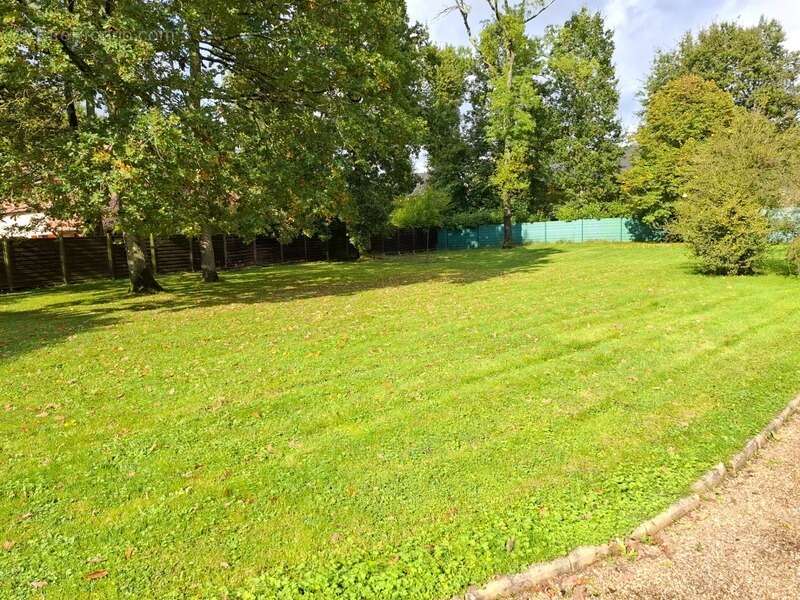 Maison à FEUCHEROLLES