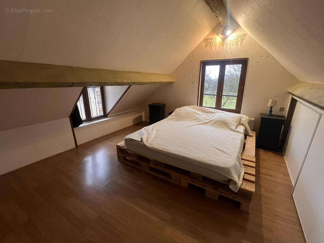 Maison à SAINT-AUBIN-CHATEAU-NEUF