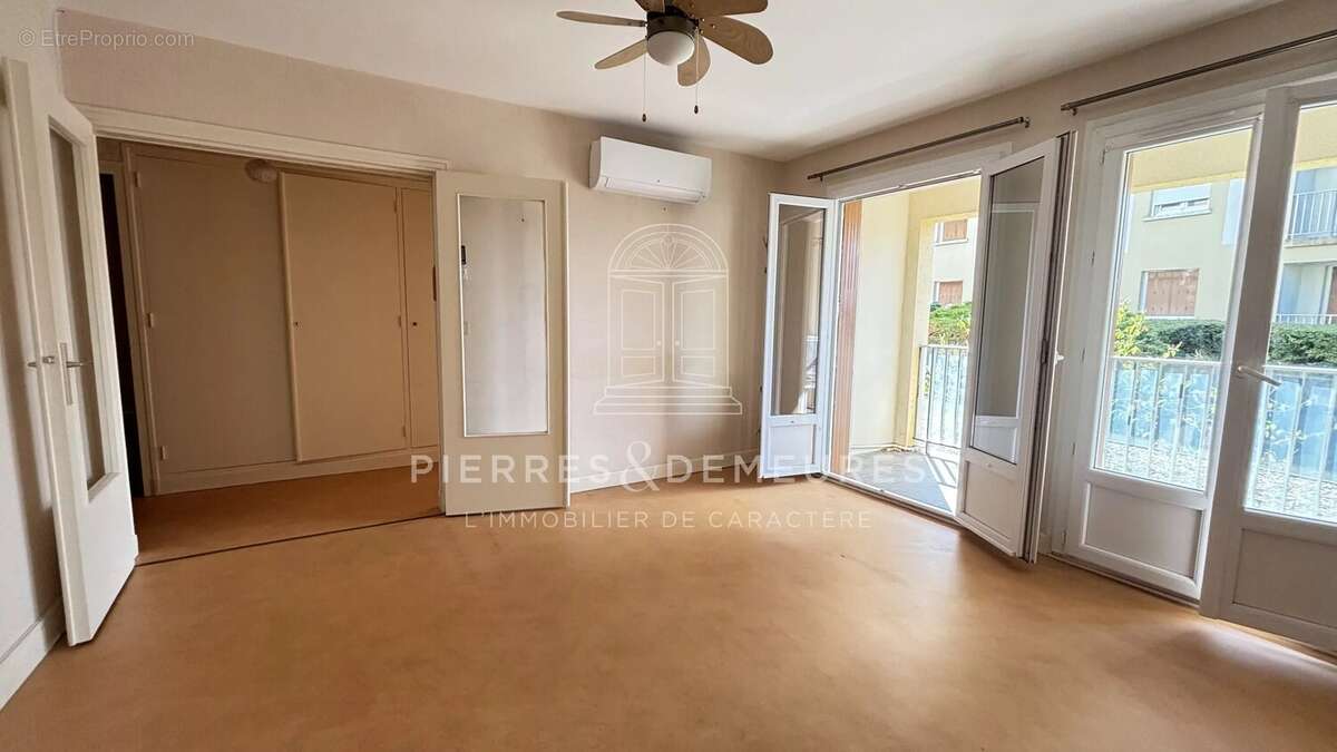 Appartement t2 climatise en rez-de-chaussee - photo 2