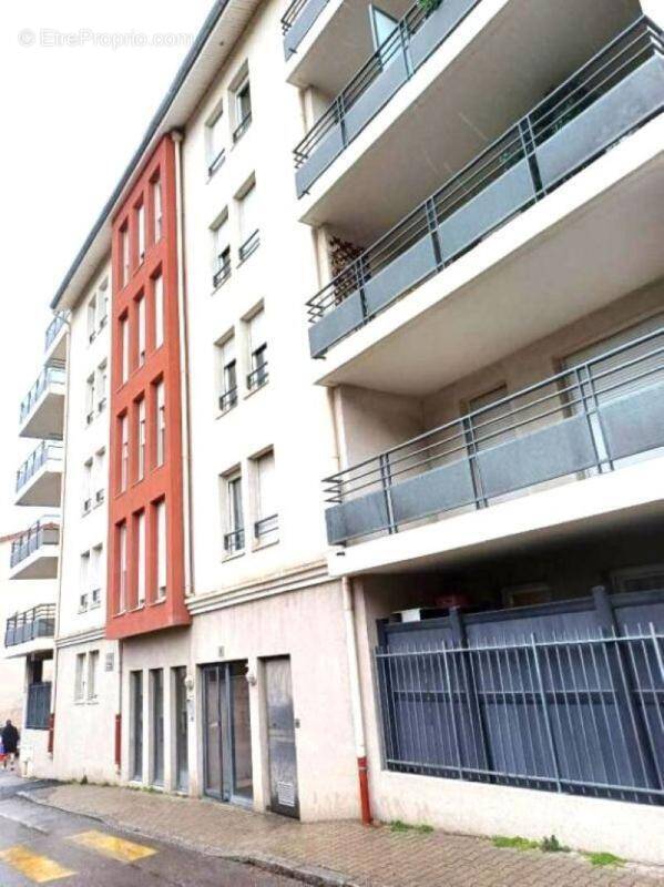 Appartement à VENISSIEUX