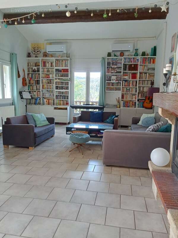 Maison à DURFORT-ET-SAINT-MARTIN-DE-SOSSENAC