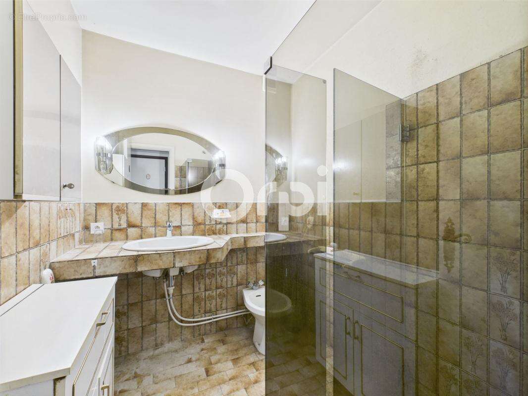 Maison à MANDELIEU-LA-NAPOULE