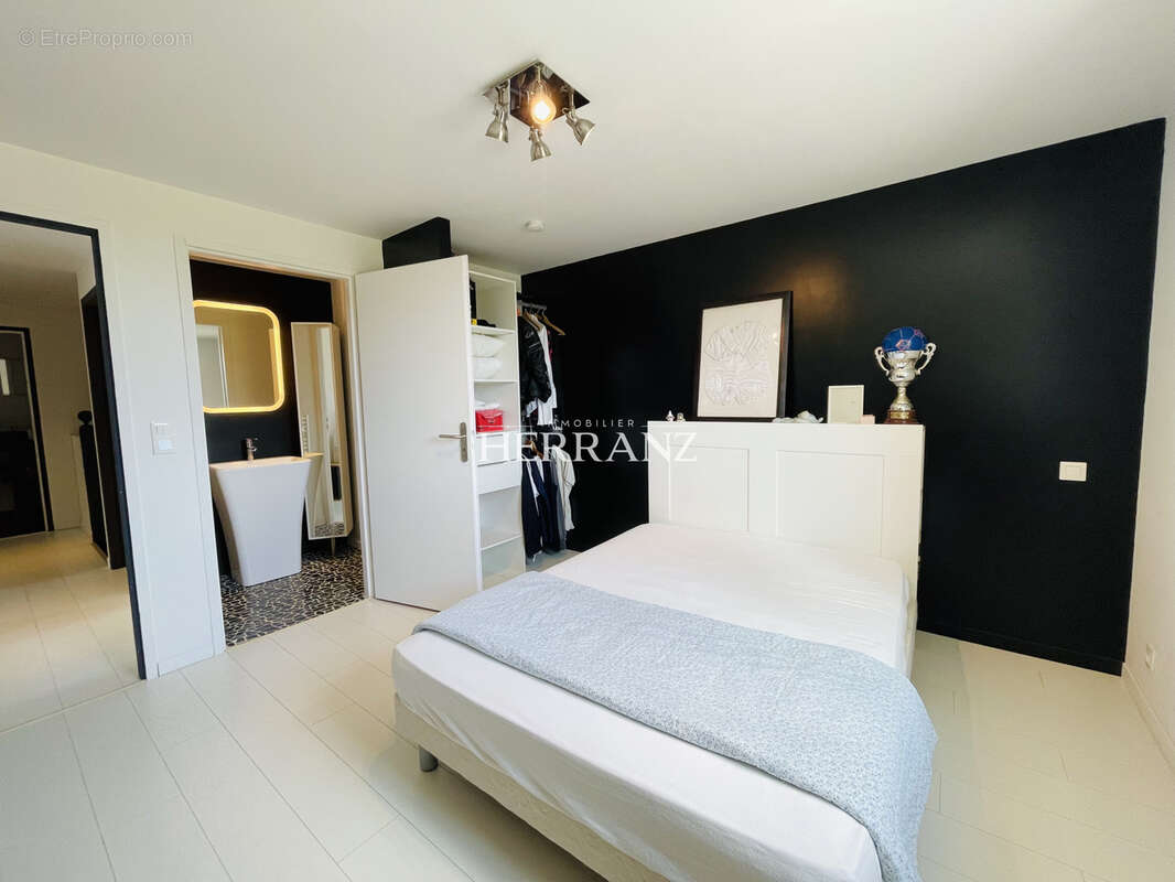 Double Maison en pierre, 270m2, 6 chambres, parc de 2600m2 - photo 7